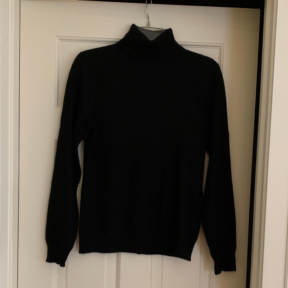 Black Cashmere Turtleneck Sweater